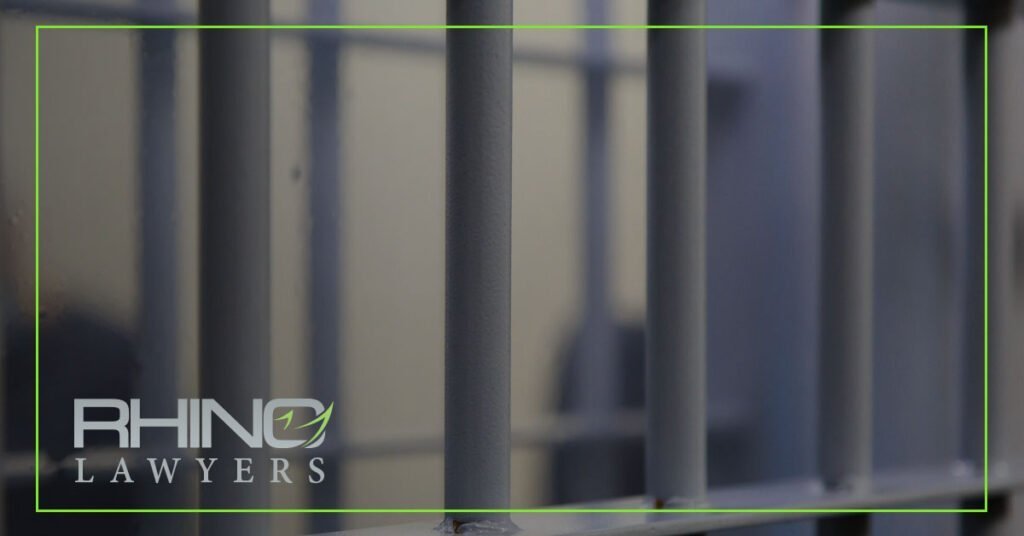 Qué hacer si su hijo es detenido por conducir ebrio: 7 pasos clave