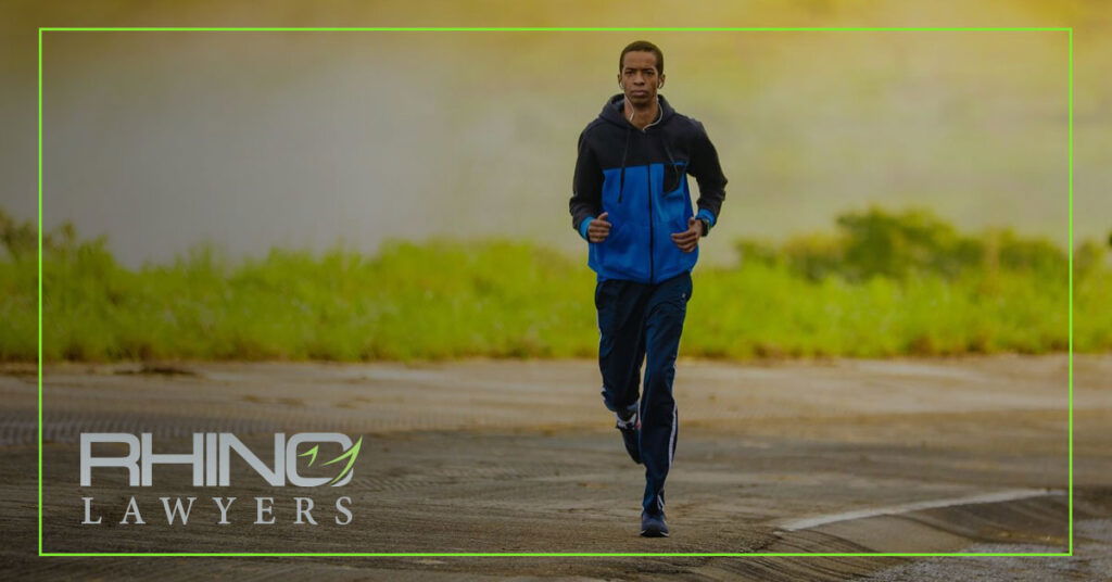 Atropellado por un coche mientras hacía footing: ¿cuáles son mis opciones legales?