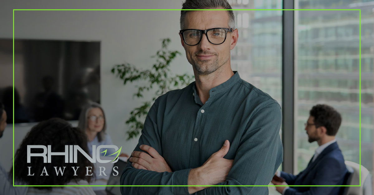 Equidad en el lugar de trabajo: protección de los denunciantes contra la discriminación y las represalias