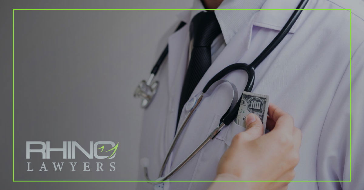 Sobornos en el sector sanitario: lo que los profesionales deben saber