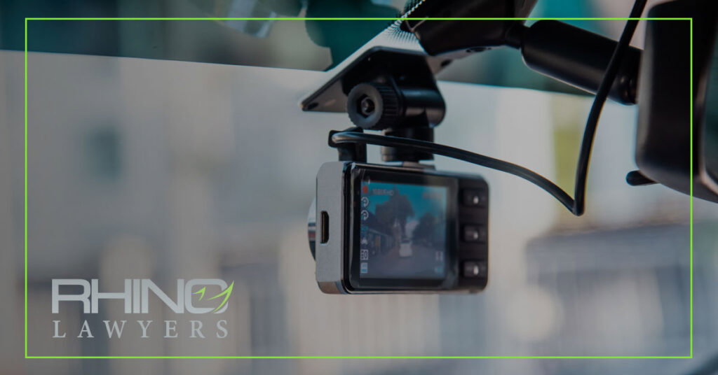 Video de la cámara del tablero después de un accidente automovilístico en Florida